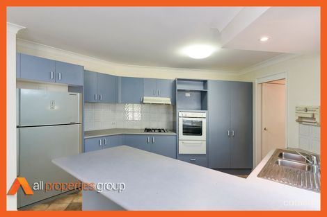Property photo of 9 Baccata Place Forest Lake QLD 4078