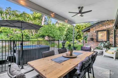 Property photo of 18 Montanus Drive Bellbowrie QLD 4070