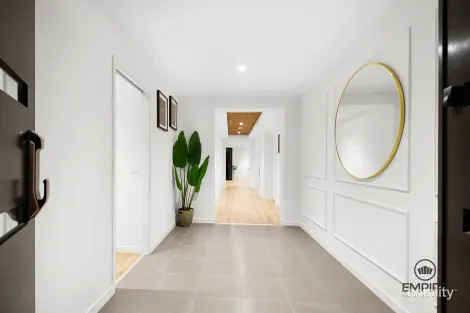 Property photo of 49 Fitzwilliam Circuit Clyde North VIC 3978