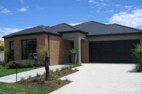 Property photo of 5 Riley Court Pakenham VIC 3810