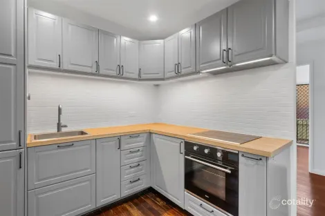 Property photo of 2/17 Park Road Yeronga QLD 4104