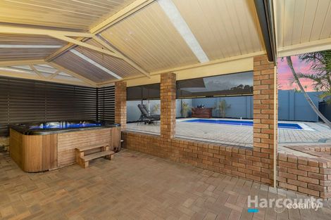 Property photo of 4 Milton Place Lake Coogee WA 6166