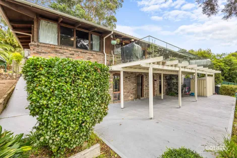 Property photo of 18 The Ridgeway Bolton Point NSW 2283