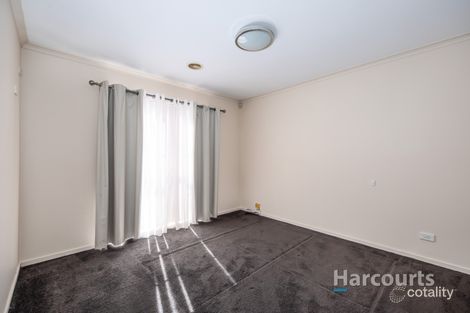 Property photo of 98 Robinsons Road Deer Park VIC 3023