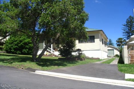 19 Lushington St, East Gosford, NSW 2250