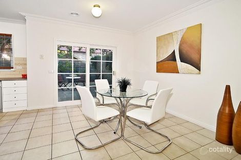 Property photo of 2/8 James Street Glen Huntly VIC 3163