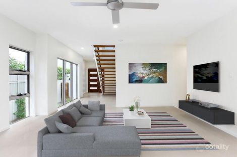 3/45 Whiting St, Labrador, QLD 4215