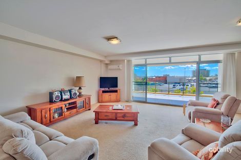 28/2-6 Warrigal St, The Entrance, NSW 2261