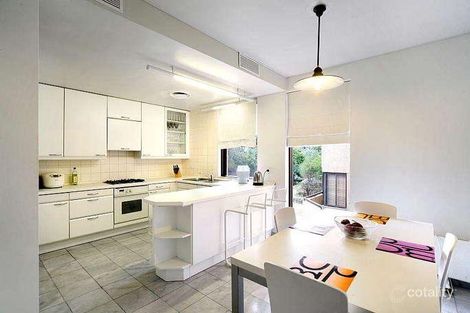 Property photo of 3A/29 Queens Road Melbourne VIC 3004