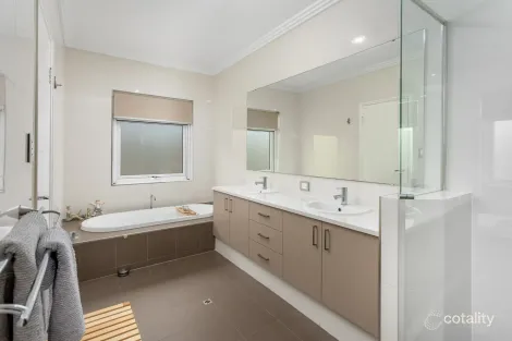 Property photo of 15 Athena Street Dalyellup WA 6230