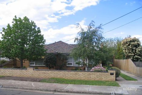 Property photo of 38 Willonga Street Strathmore VIC 3041