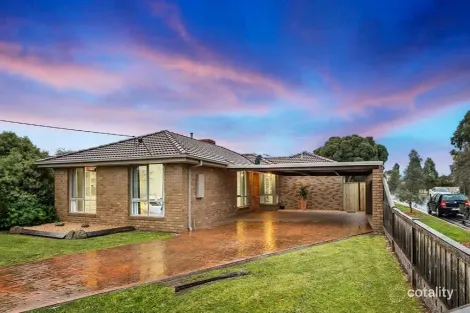 39 Collins St, Sunbury, VIC 3429