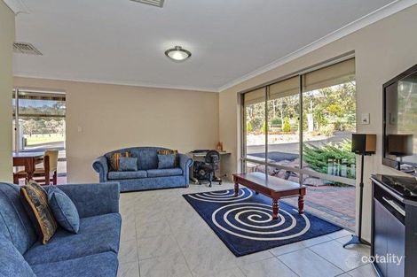 Property photo of 1865 Thomas Road Glen Forrest WA 6071