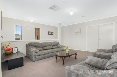 Property photo of 32 Saul Avenue Berwick VIC 3806
