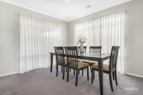 Property photo of 32 Saul Avenue Berwick VIC 3806