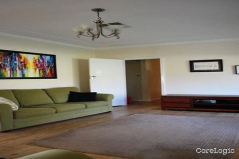 Property photo of 76 Mitchelmore Street Turvey Park NSW 2650