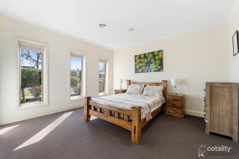 Property photo of 12 Riverina Boulevard Brookfield VIC 3338