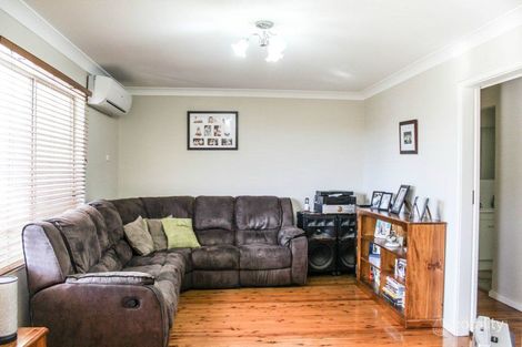 Property photo of 9 Balmoral Avenue Cessnock NSW 2325