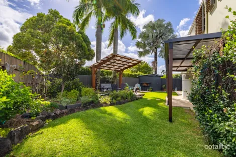 2/3 Treefrog St, Bli Bli, QLD 4560