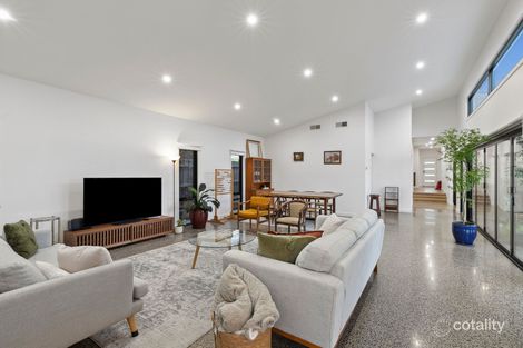 Property photo of 5 Chaucer Street Hamlyn Heights VIC 3215