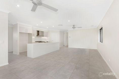 Property photo of 37 Mazeppa Street South Ripley QLD 4306
