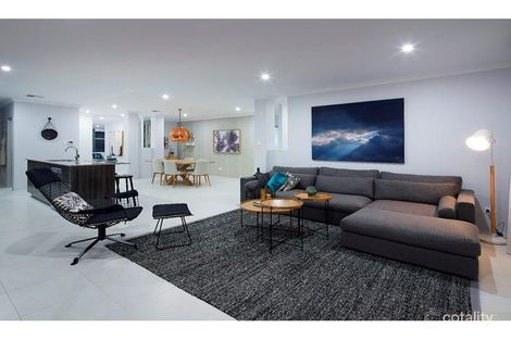 Property photo of 13 Kingshurst Chase Haynes WA 6112