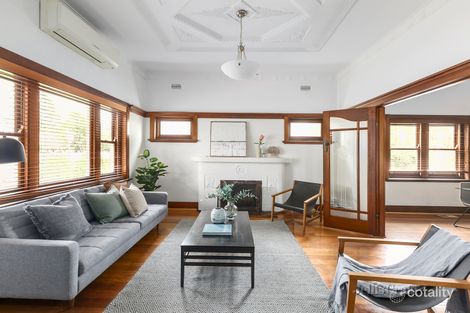 Property photo of 274 Jasper Road McKinnon VIC 3204