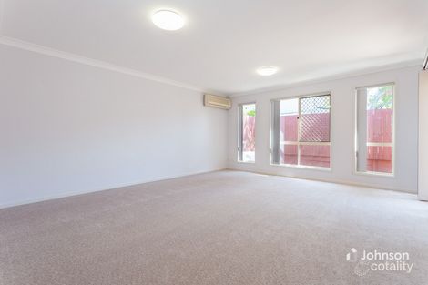 Property photo of 2/127 Adelaide Street Carina QLD 4152