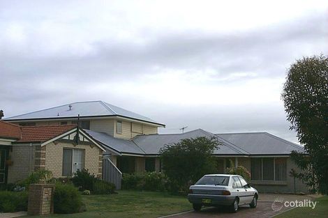 Property photo of 28 Bridges Rise Kiara WA 6054