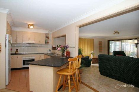 Property photo of 27 Greenbrook Place Horsley NSW 2530