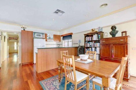 Property photo of 4 Springfield Close Caroline Springs VIC 3023