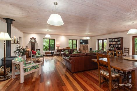 Property photo of 21 Clear View Parade Hazelbrook NSW 2779