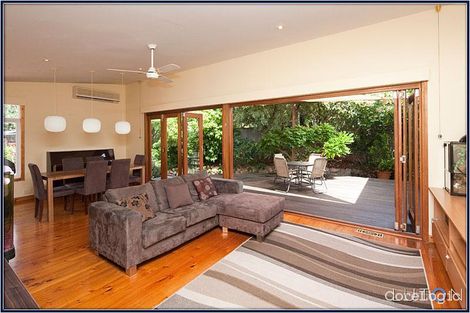 Property photo of 128 Captain Cook Crescent Narrabundah ACT 2604