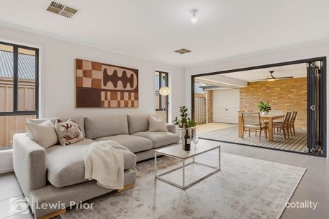 Property photo of 6 Benacre Close Happy Valley SA 5159