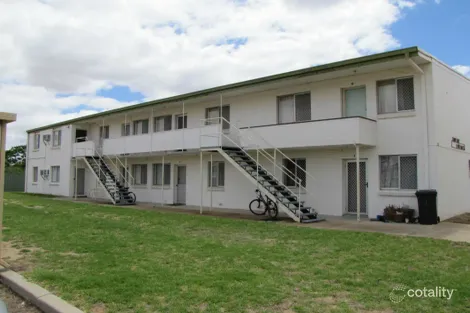 12 Duff St, Merredin, WA 6415