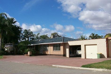 16 Langham Gdns, Wilson, WA 6107