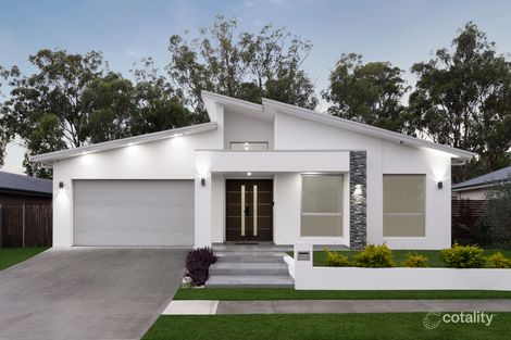 Property photo of 11 Howard Loop Oran Park NSW 2570