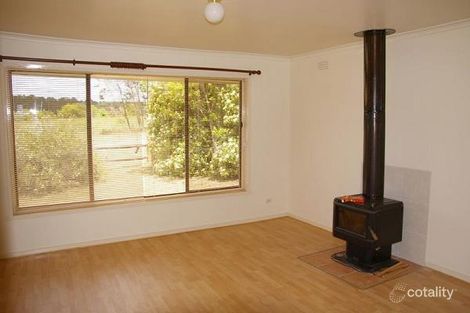 Property photo of 7 Simpsons Lane Woodend VIC 3442