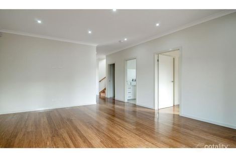 Property photo of 1/41 Sandown Road Ascot Vale VIC 3032