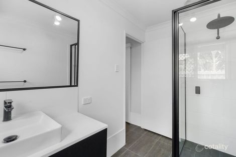 Property photo of 58 Cowley Drive Flinders View QLD 4305