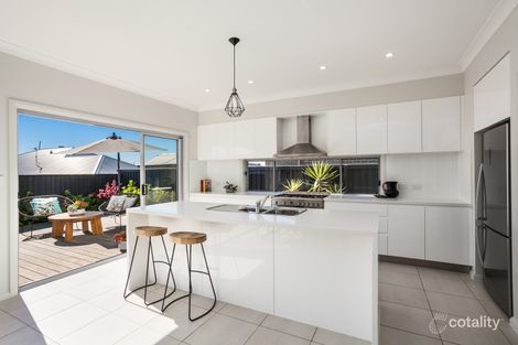 Property photo of 3 Air Avenue Bulli NSW 2516