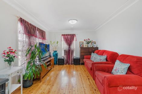 Property photo of 30 Hilltop Crescent Campbelltown NSW 2560