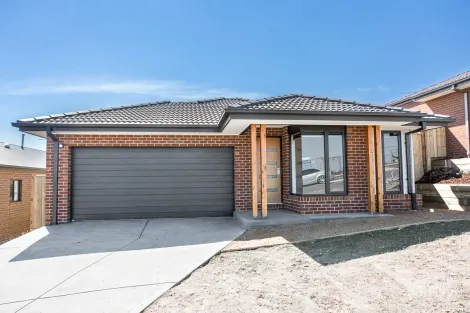 Property photo of 30 Pontiac Drive Smythes Creek VIC 3351