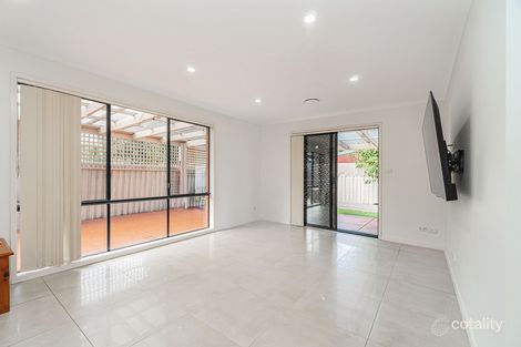 Property photo of 21 Kirwan Avenue Roxburgh Park VIC 3064