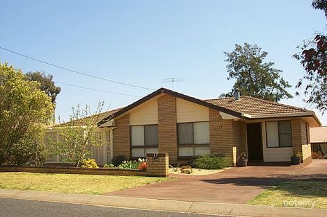 Property photo of 17 Cabarita Crescent Glenvale QLD 4350