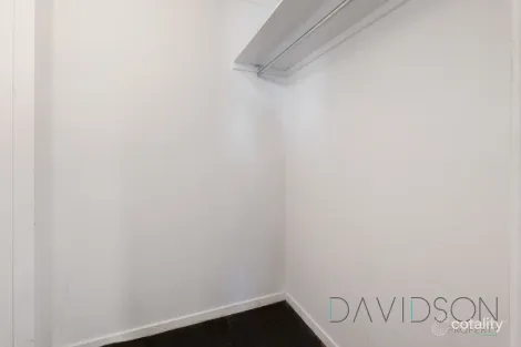 Property photo of 3 Ocean View Street Benowa QLD 4217