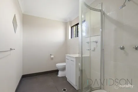 Property photo of 3 Ocean View Street Benowa QLD 4217