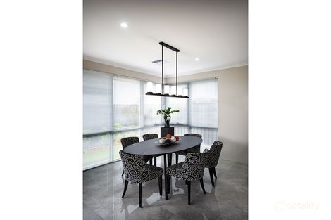Property photo of 33 Perlette Lane Caversham WA 6055