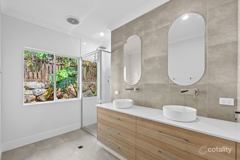 Property photo of 5 Forum Close Mooroobool QLD 4870