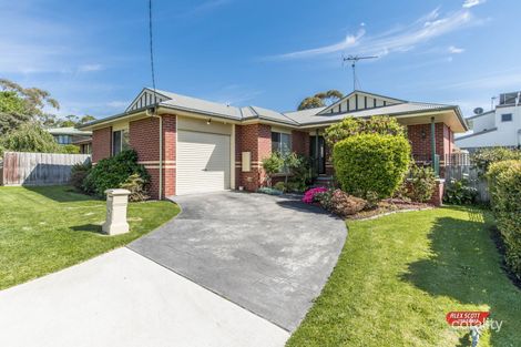 27 The Crescent, Inverloch, VIC 3996
